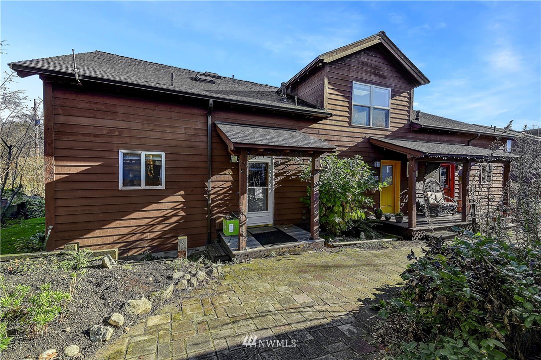 7020 18th Ave SW Unit G16 Unit G16 Seattle WA 98106