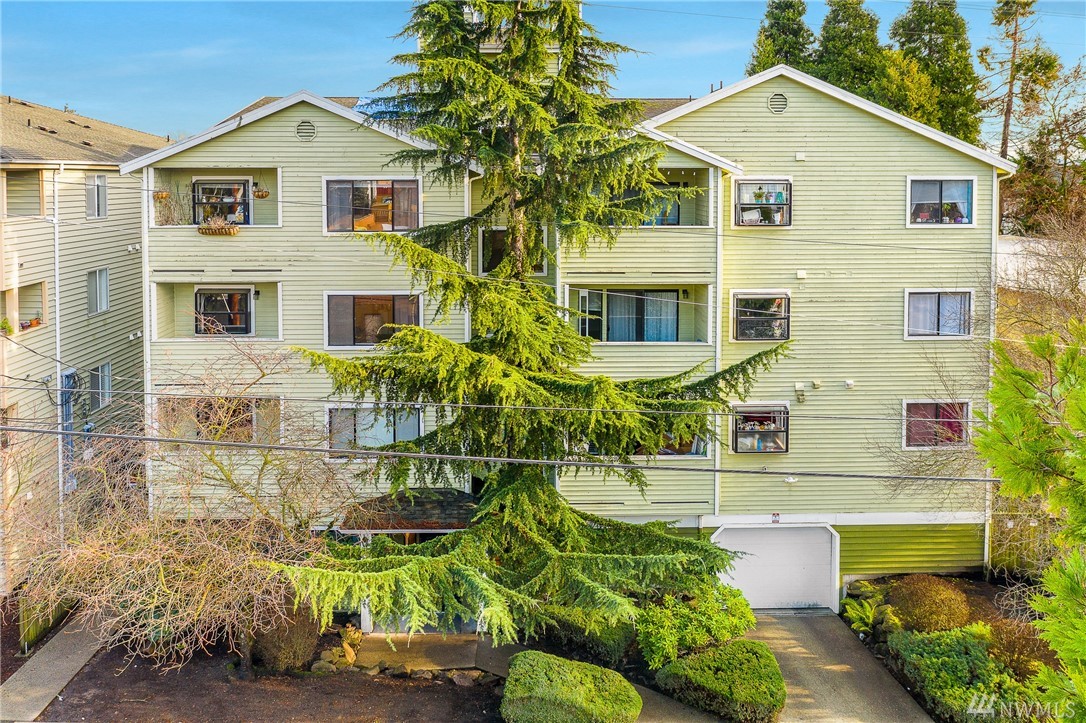 8816 Nesbit Ave N Unit 204 Unit 204 Seattle WA 98103