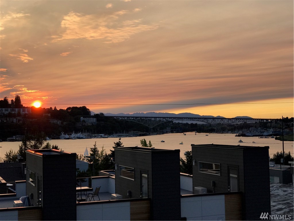 2327 Yale Ave E Unit H Unit H Seattle WA 98102