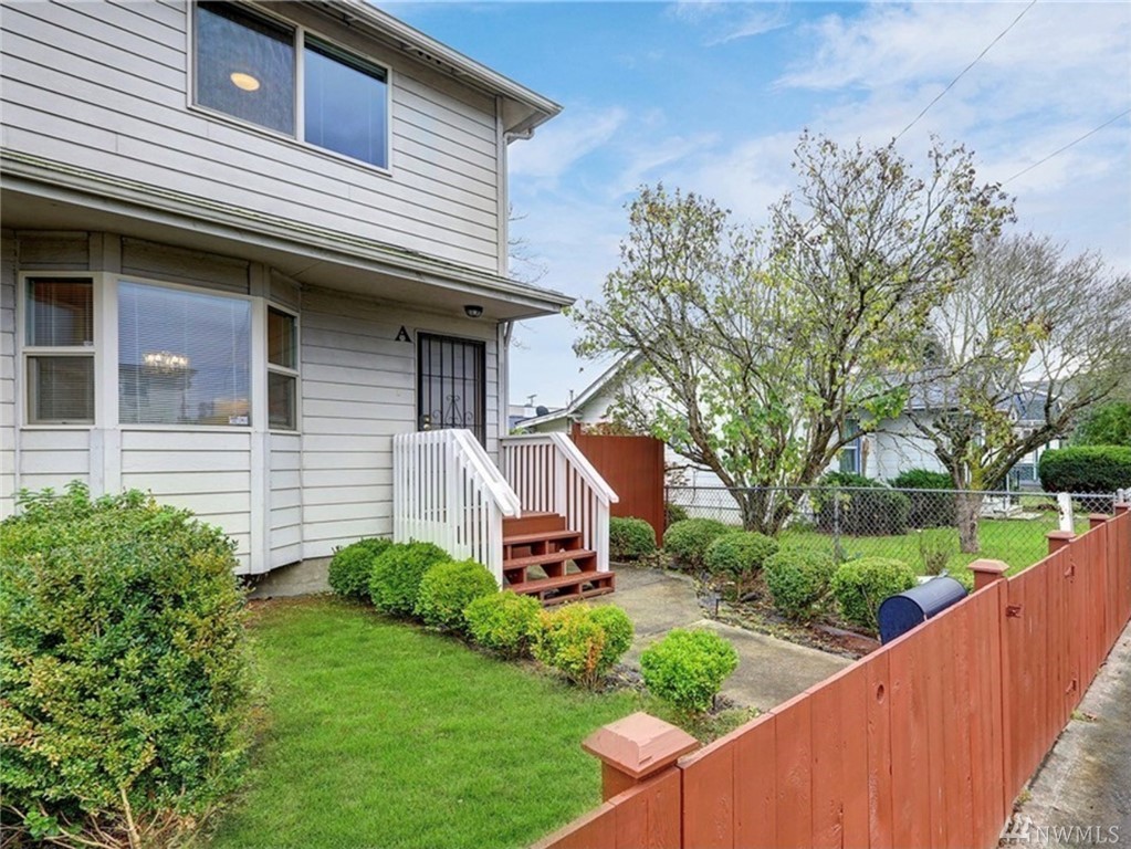 544 Wells Ave N Unit A Unit A Renton WA 98057