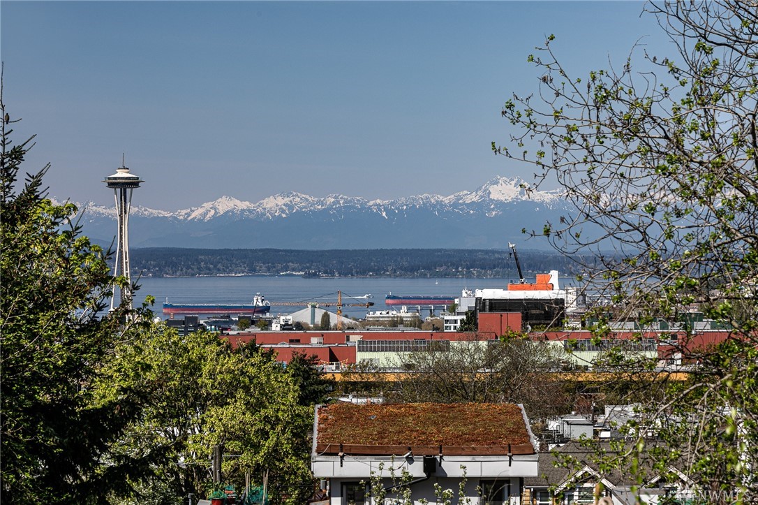 414 13th Ave E Unit PH4 Unit PH4 Seattle WA 98102