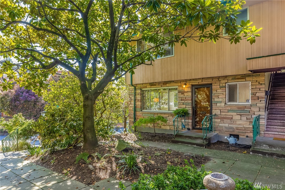 701 3rd Ave W Unit 701 Unit 701 Seattle WA 98119