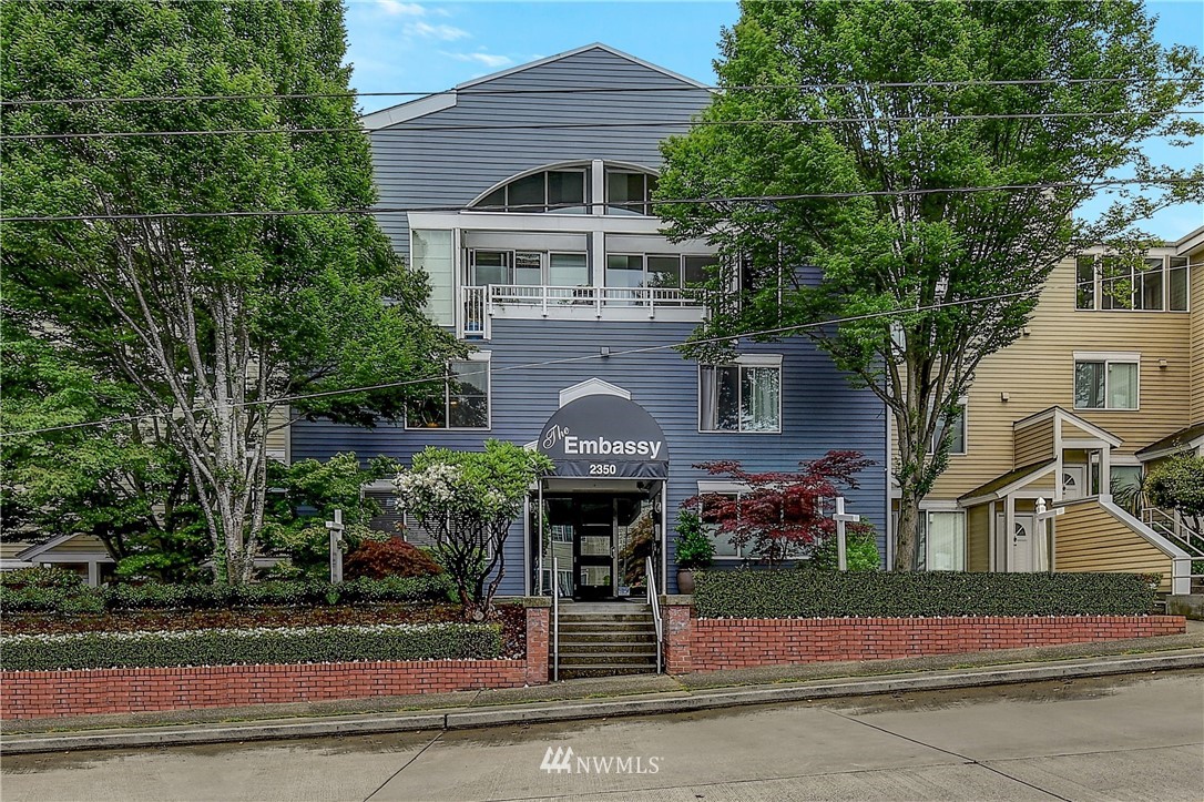 2350 10th E Unit 206 Unit 206 Seattle WA 98102