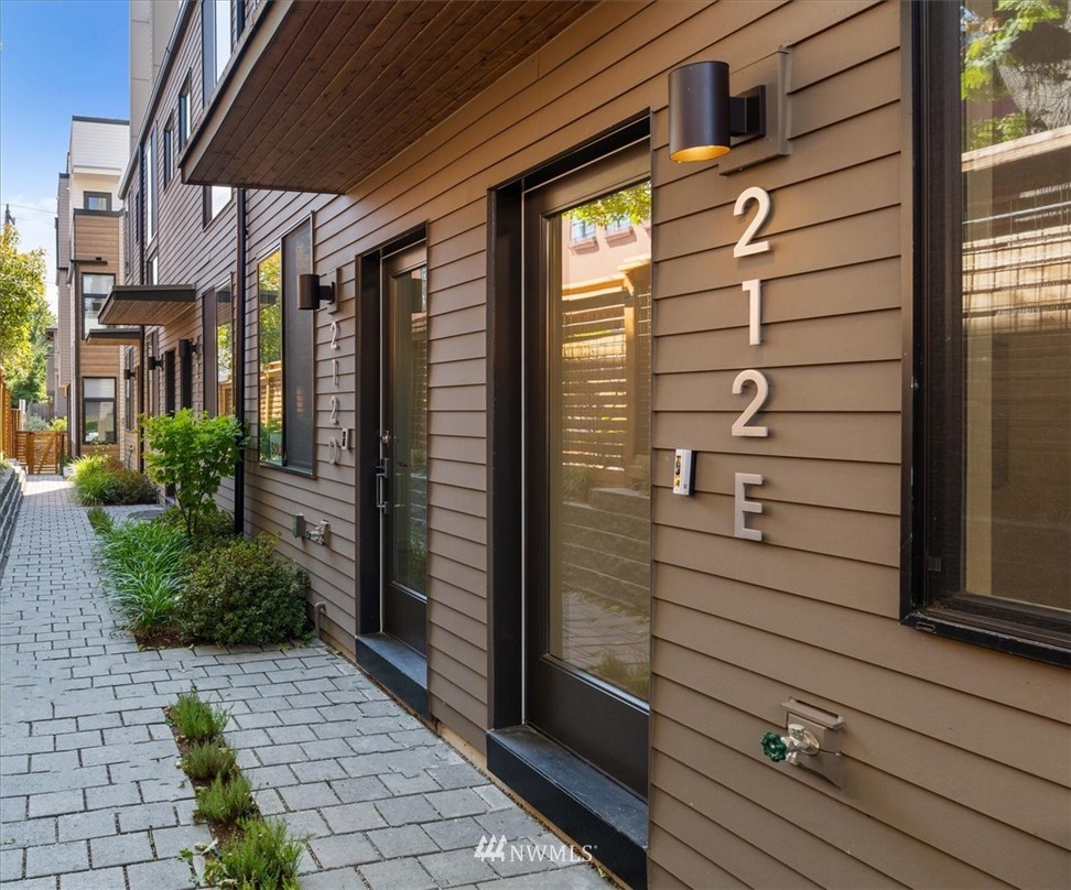 212 18th Ave Unit E Unit E Seattle WA 98122