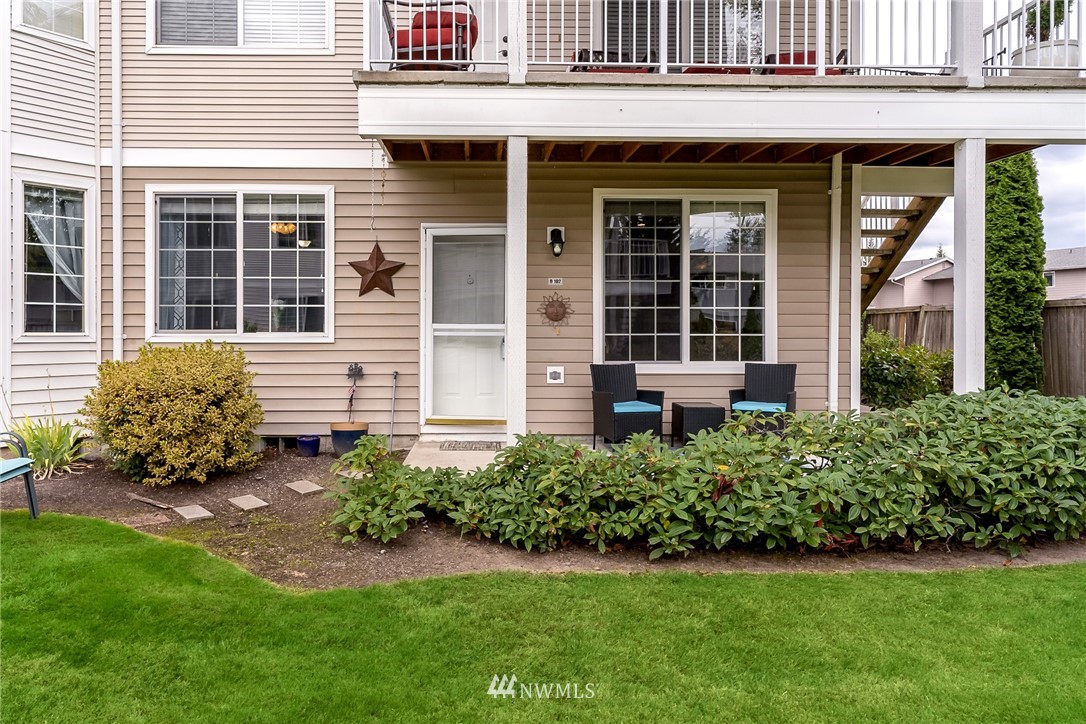 1002 9th Ave SE Unit D102 Unit D102 Puyallup WA 98372