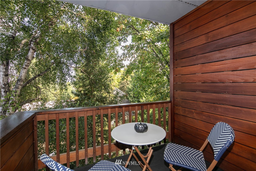 49 W Etruria St Unit 302 Unit 302 Seattle WA 98109