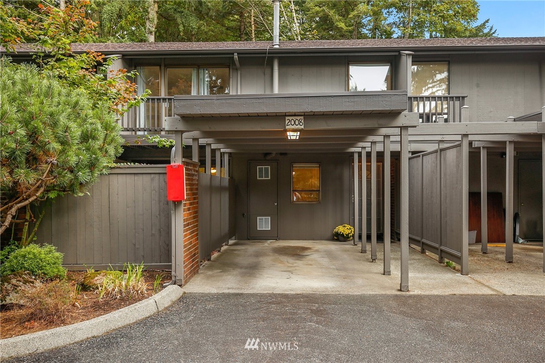 2008 SE 16th Ct Renton WA 98055