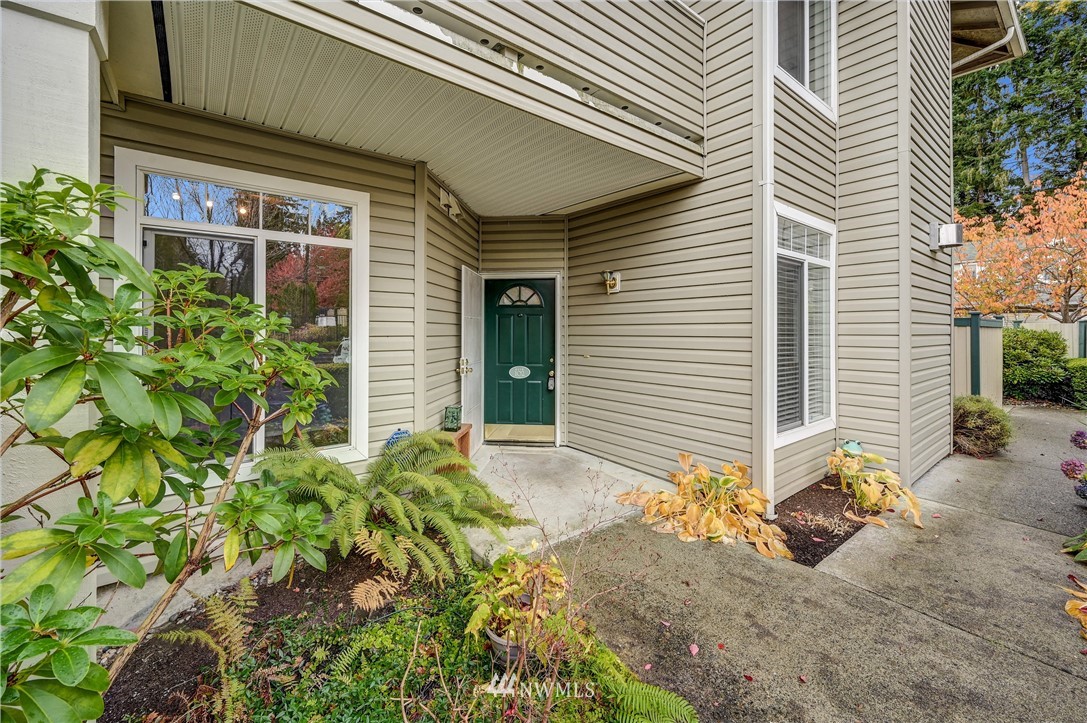 6116 202nd St SW Unit 102 Unit 102 Lynnwood WA 98036