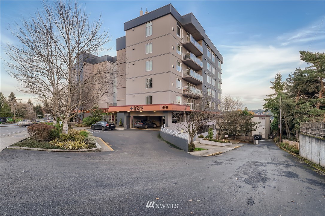 15020 Bothell Way NE Unit 602 Unit 602 Lake Forest Park WA 98155