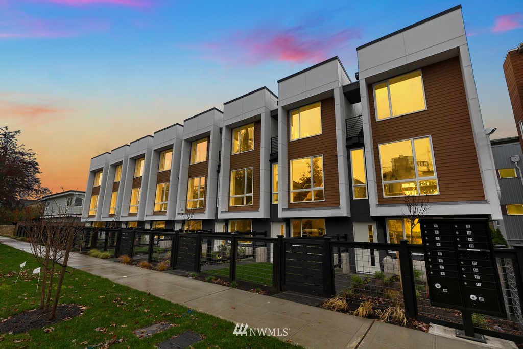 9030 18th Ave SW Unit A Unit A Seattle WA 98106