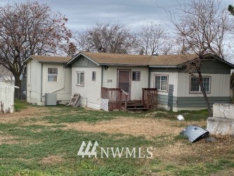215 Ross Way Wallula WA 99363