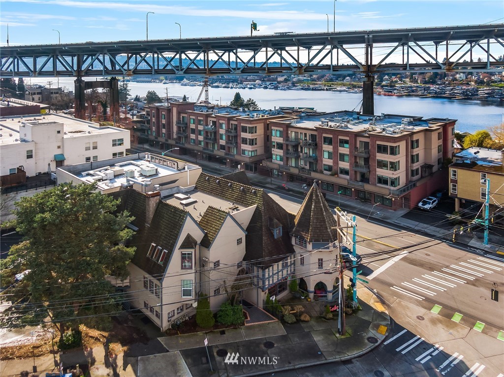 3275 Fuhrman Ave E Unit 102 Unit 102 Seattle WA 98102