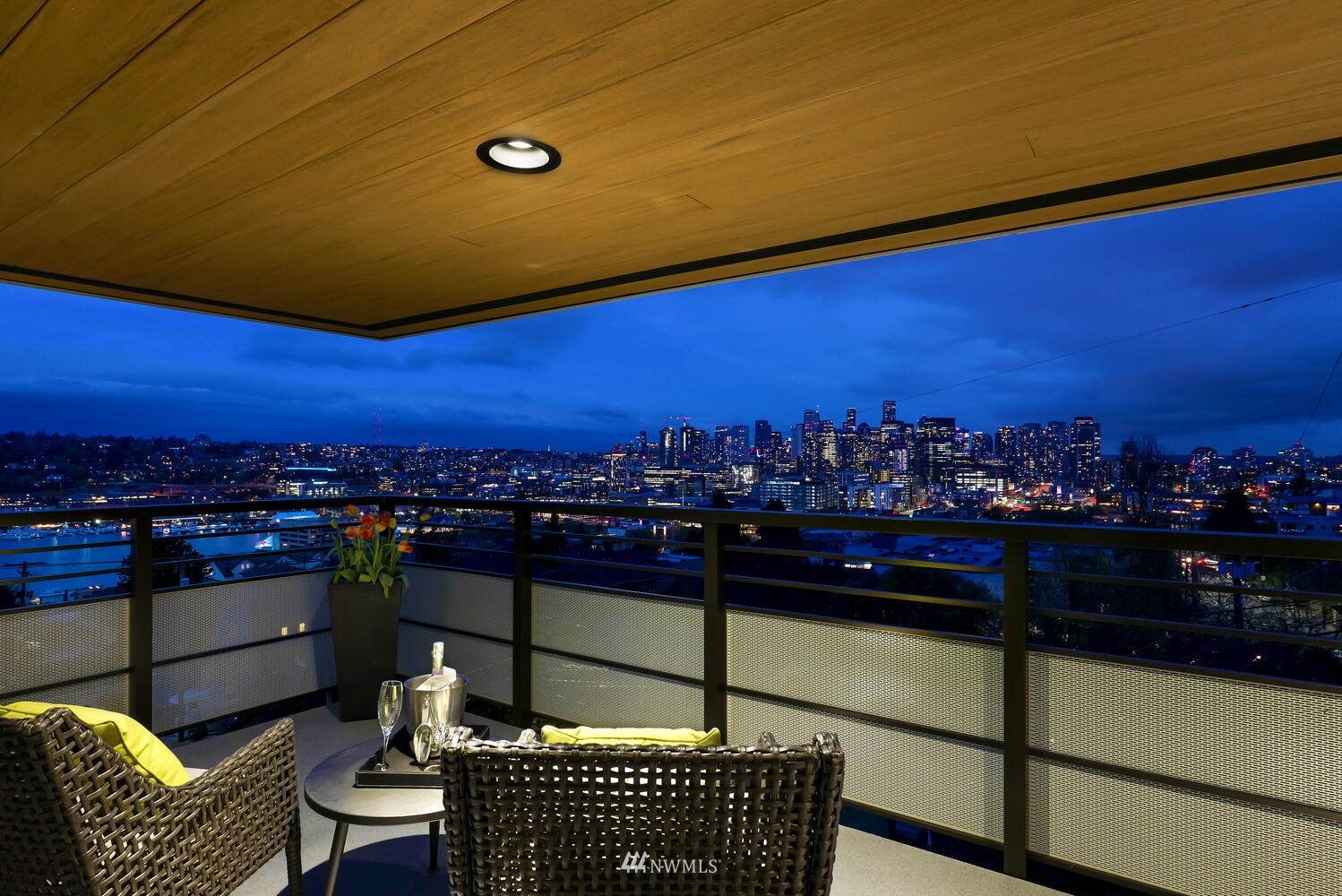 520 Galer St Unit 300 Unit 300 Seattle WA 98109