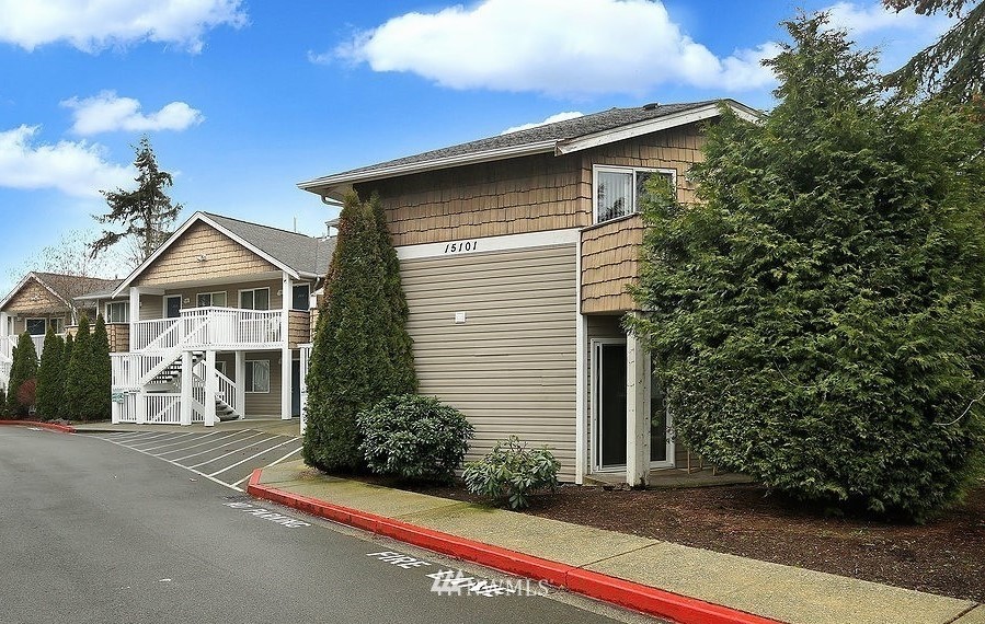 15101 Admiralty Way Unit 101 Unit 101 Lynnwood WA 98087