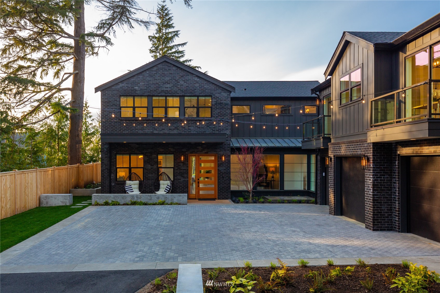 428 SW 206th St Normandy Park WA 98166