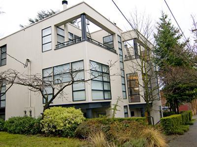 4702 9th Ave NE Unit 902 Unit 902 Seattle WA 98105