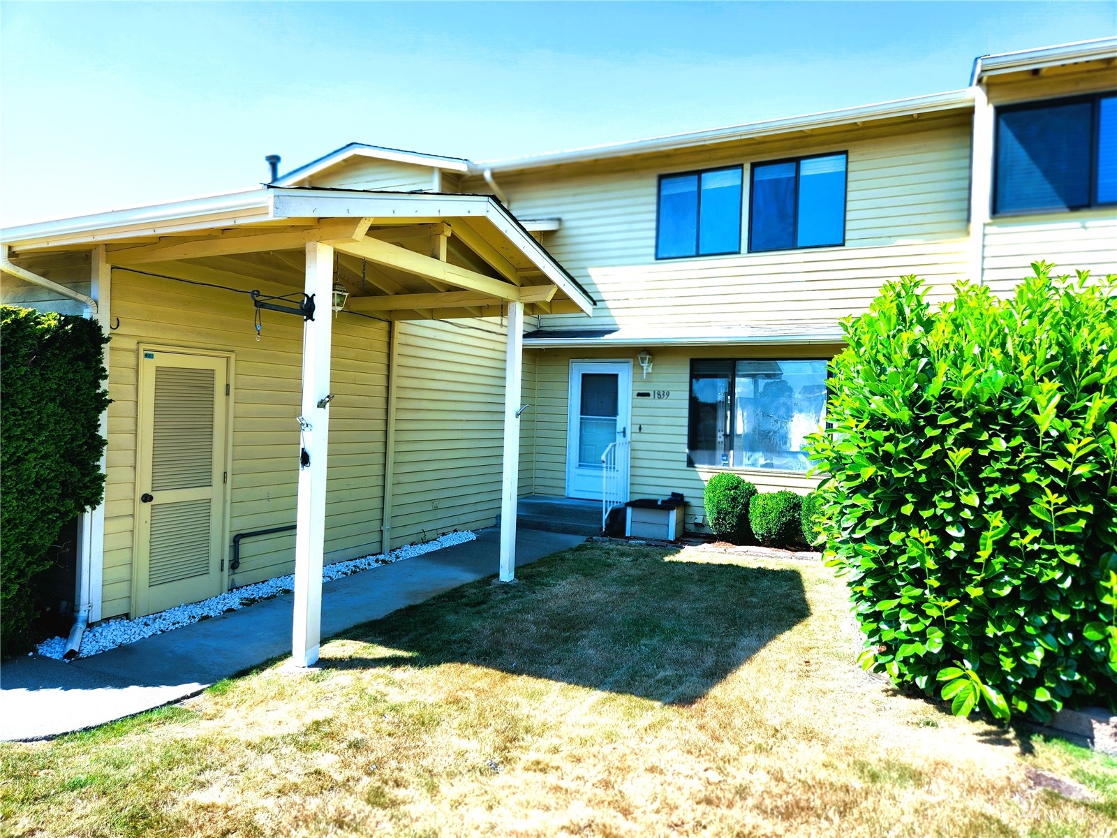 1839 F St SE Auburn WA 98002