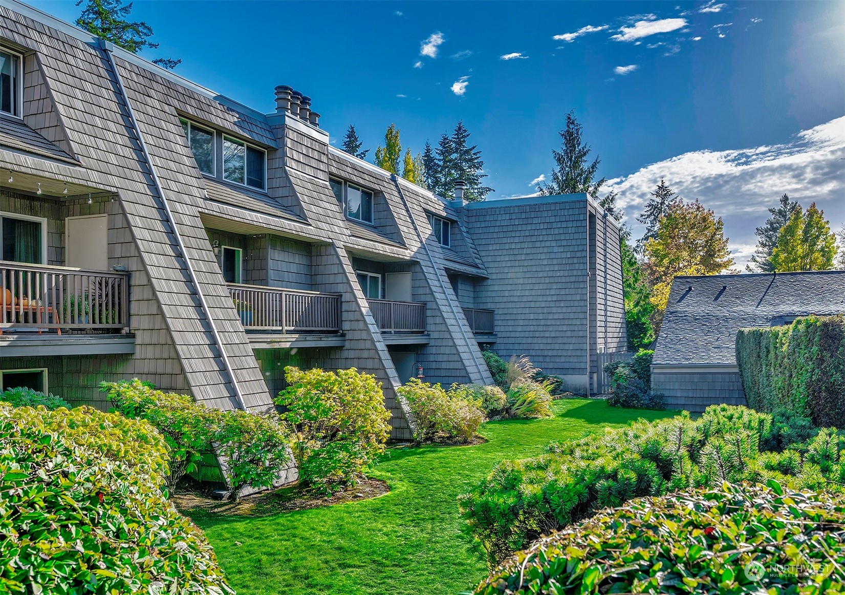 21615 80th Ave W Unit 211 Unit 211 Edmonds WA 98026