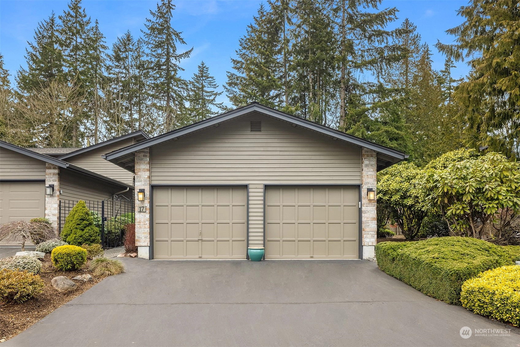 15825 Village Green Dr Unit 17 Unit 17 Mill Creek WA 98012