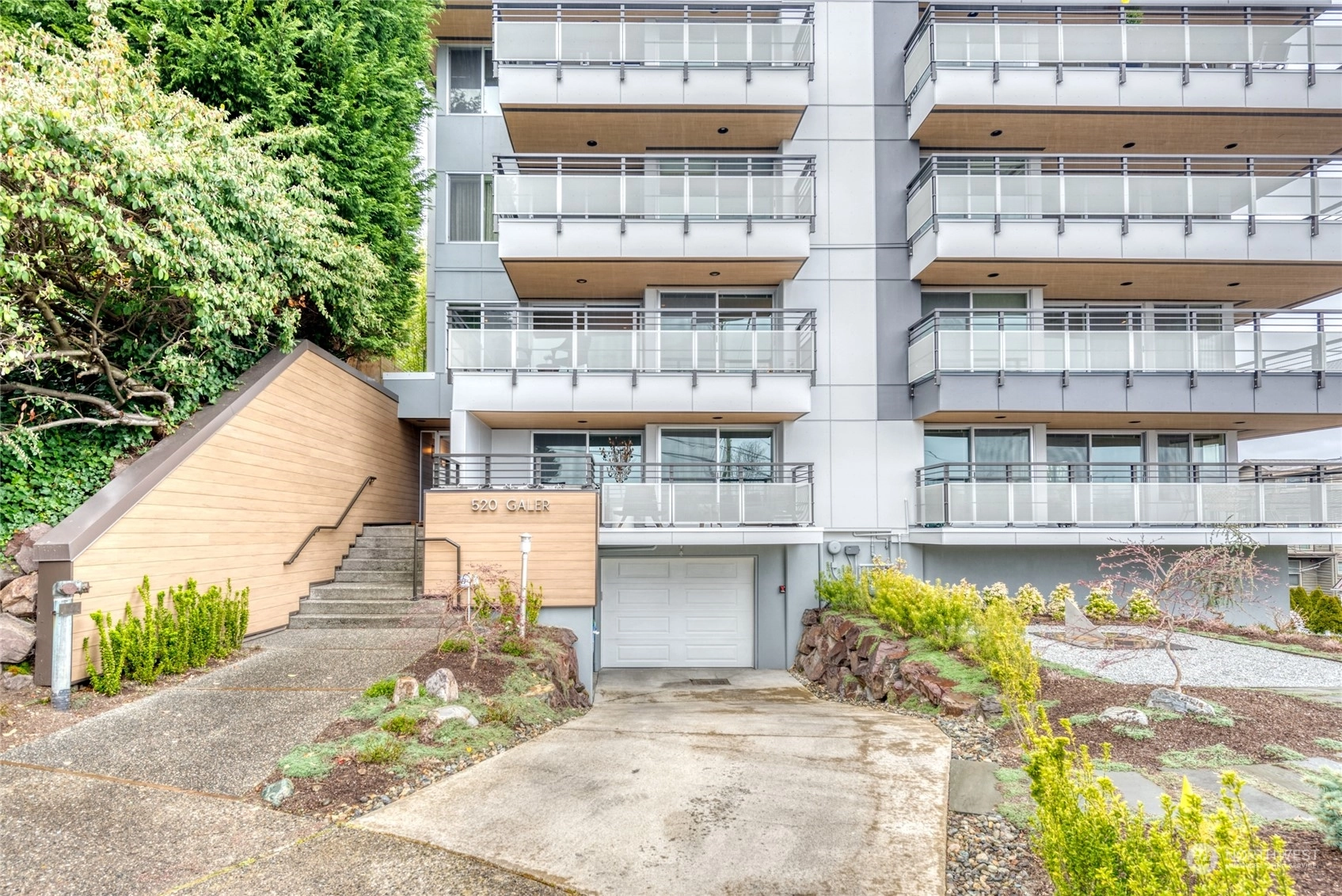 520 Galer St Unit 201 Unit 201 Seattle WA 98109