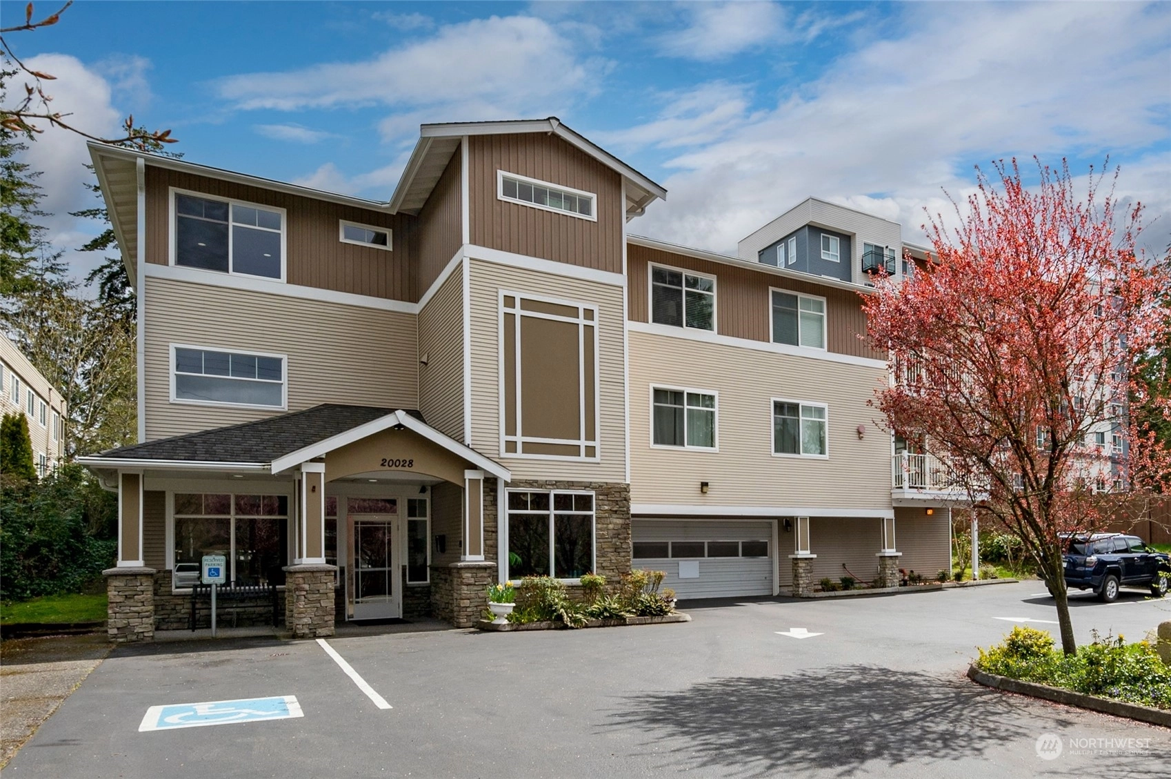 20028 15th Ave NE Unit 111 Unit 111 Shoreline WA 98155