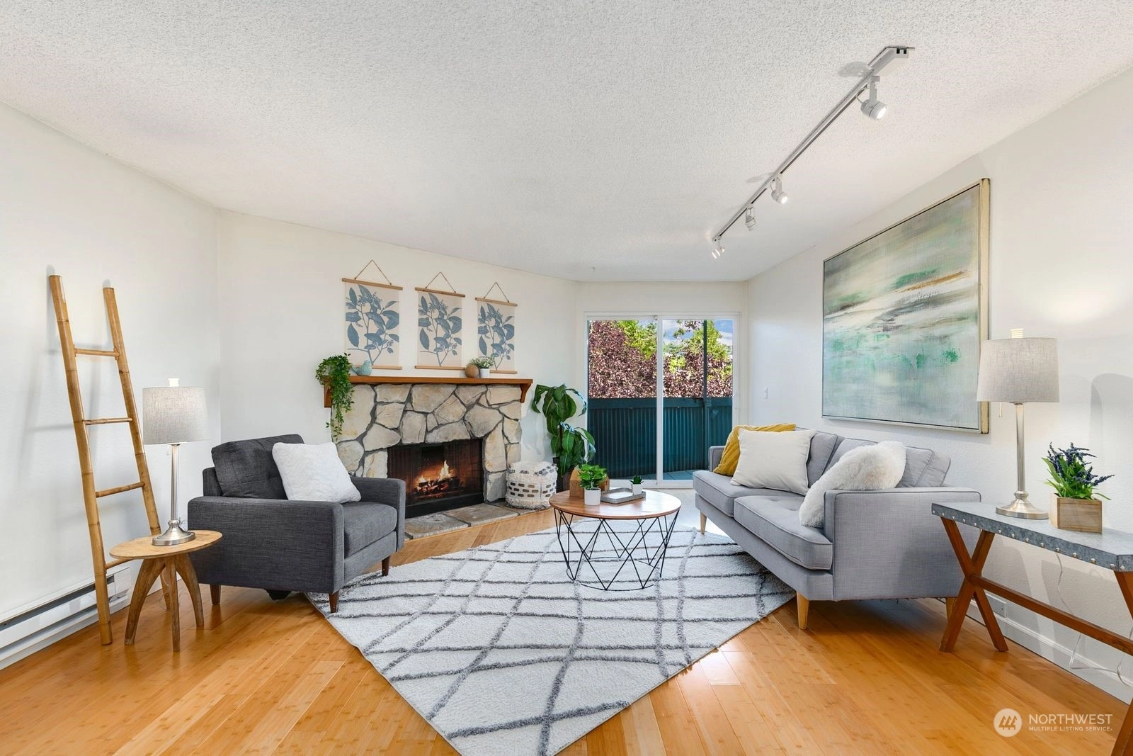 3413 Gilman Ave W Unit 302 Unit 302 Seattle WA 98199