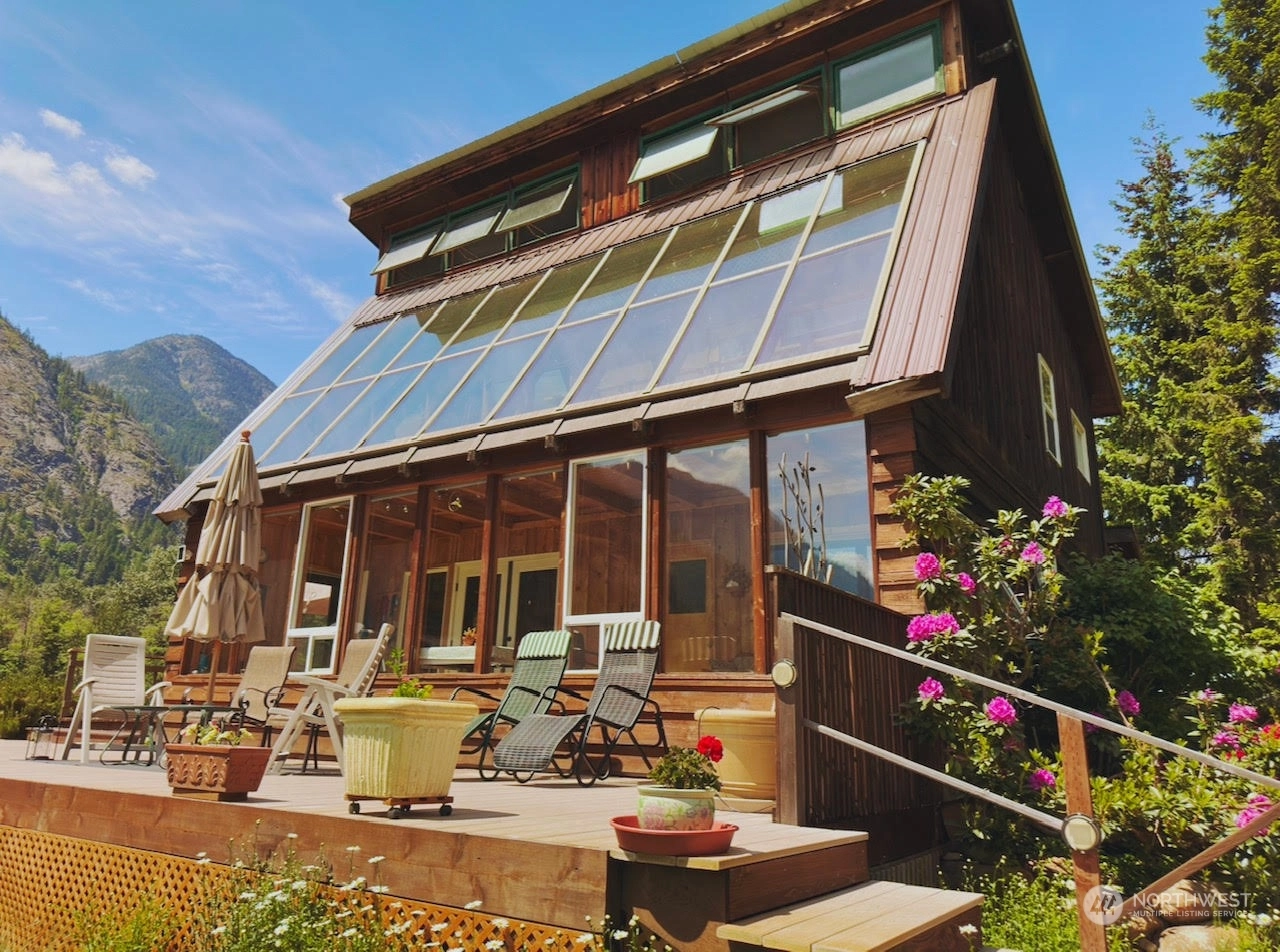 10 Silver Bay Rd Stehekin WA 98852