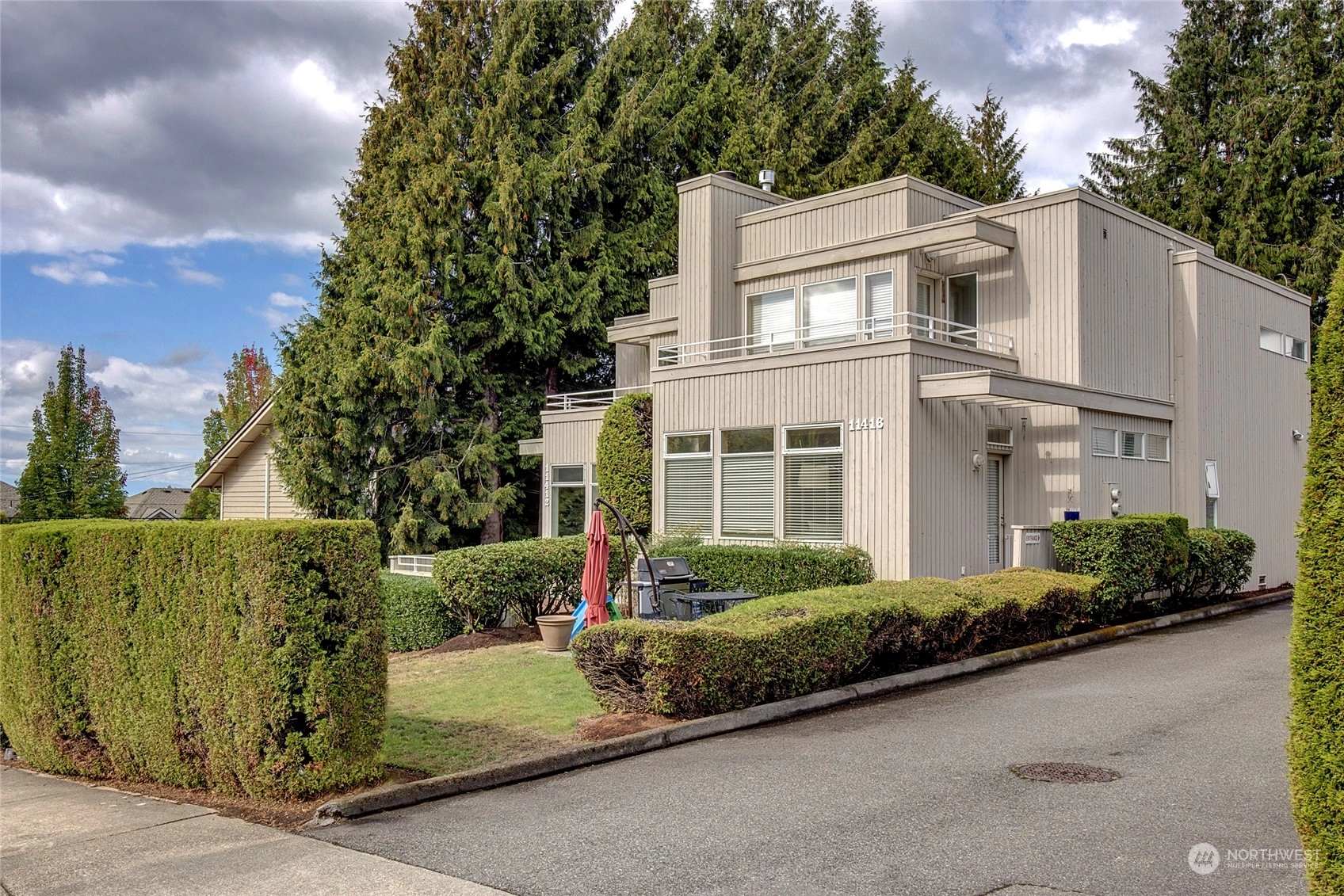 11412 NE 86th St Kirkland WA 98033