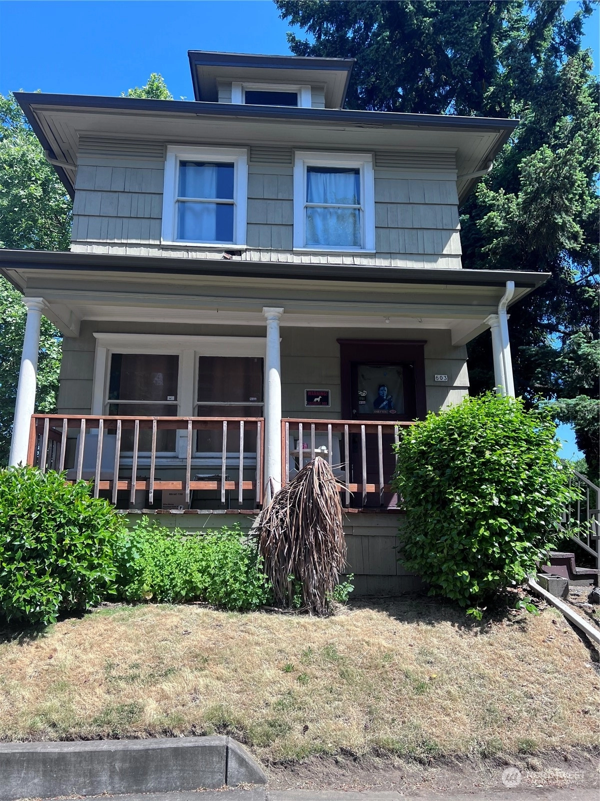 603 NE Halsey St Portland OR 97232