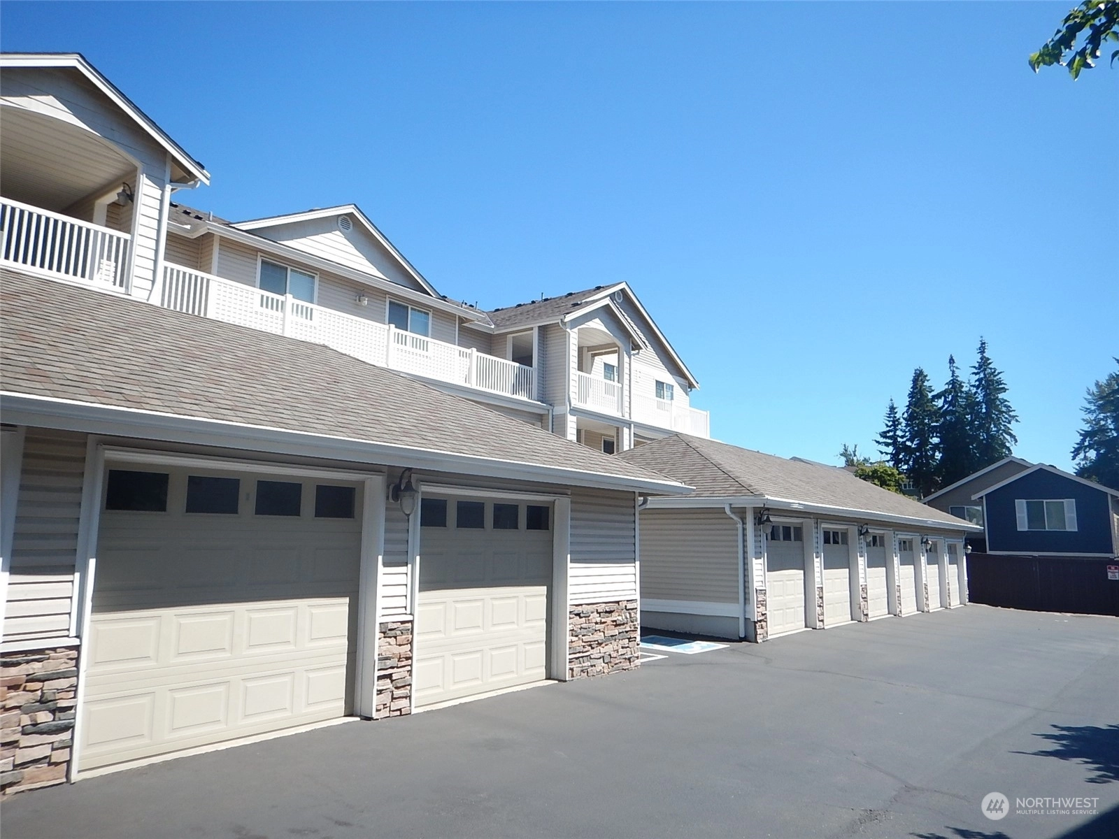 15611 18th Ave W Unit F-204 Unit F-204 Lynnwood WA 98087