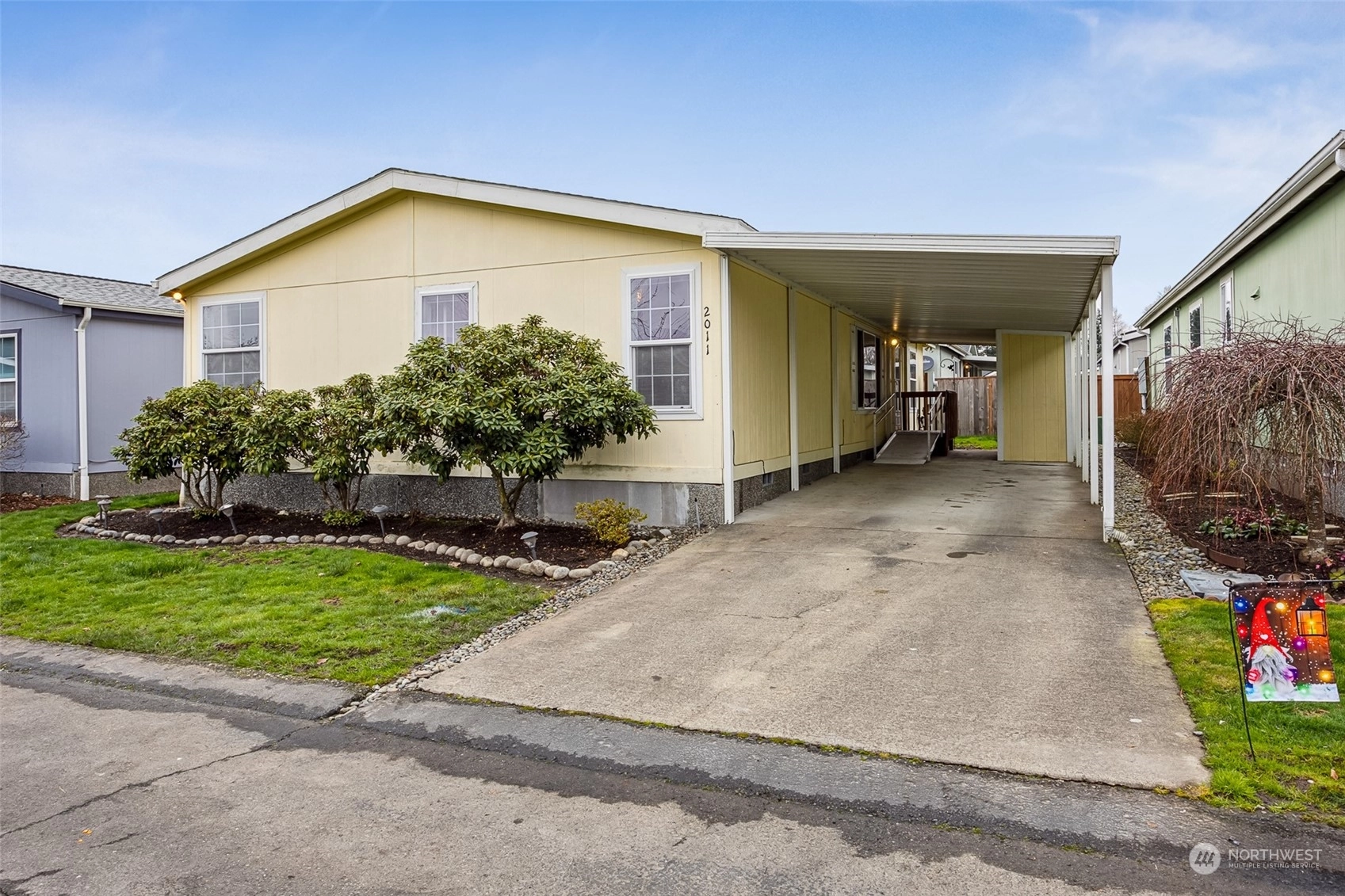 2011 95th St E Tacoma WA 98445