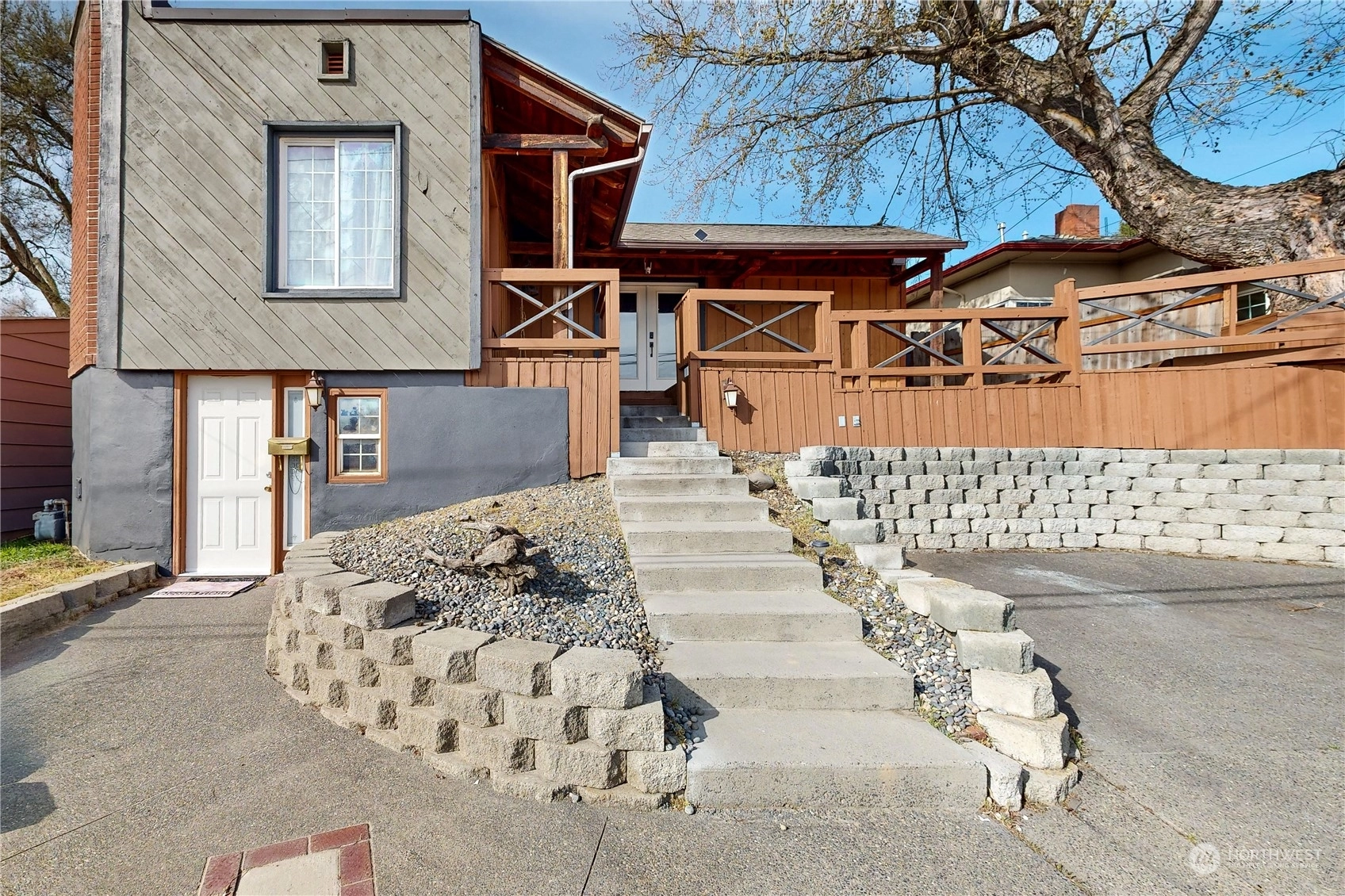 1221 NW Despain Ave Pendleton OR 97801