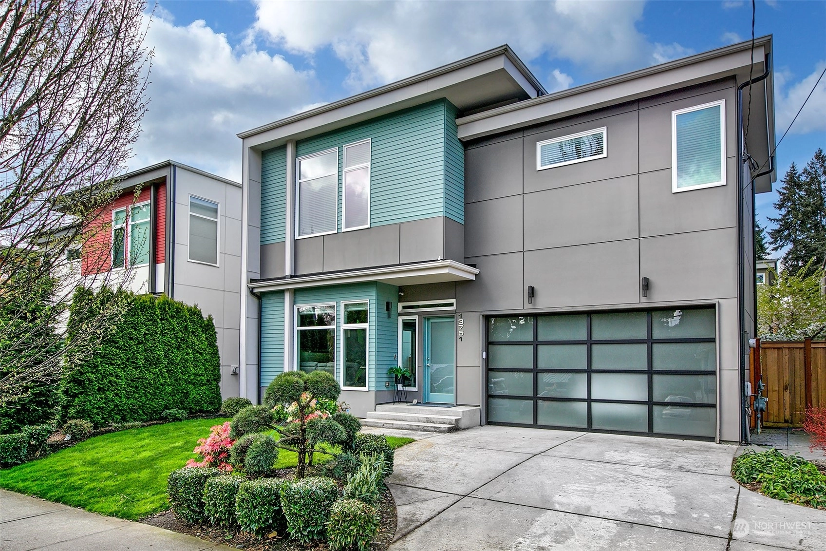 13751 Meridian Ave N Seattle WA 98133