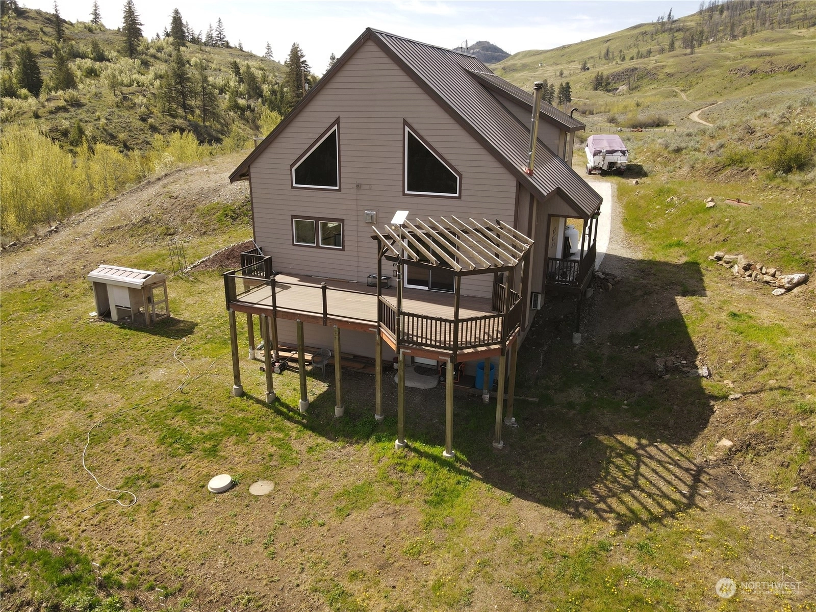 4 Eighme Rd Oroville WA 98844