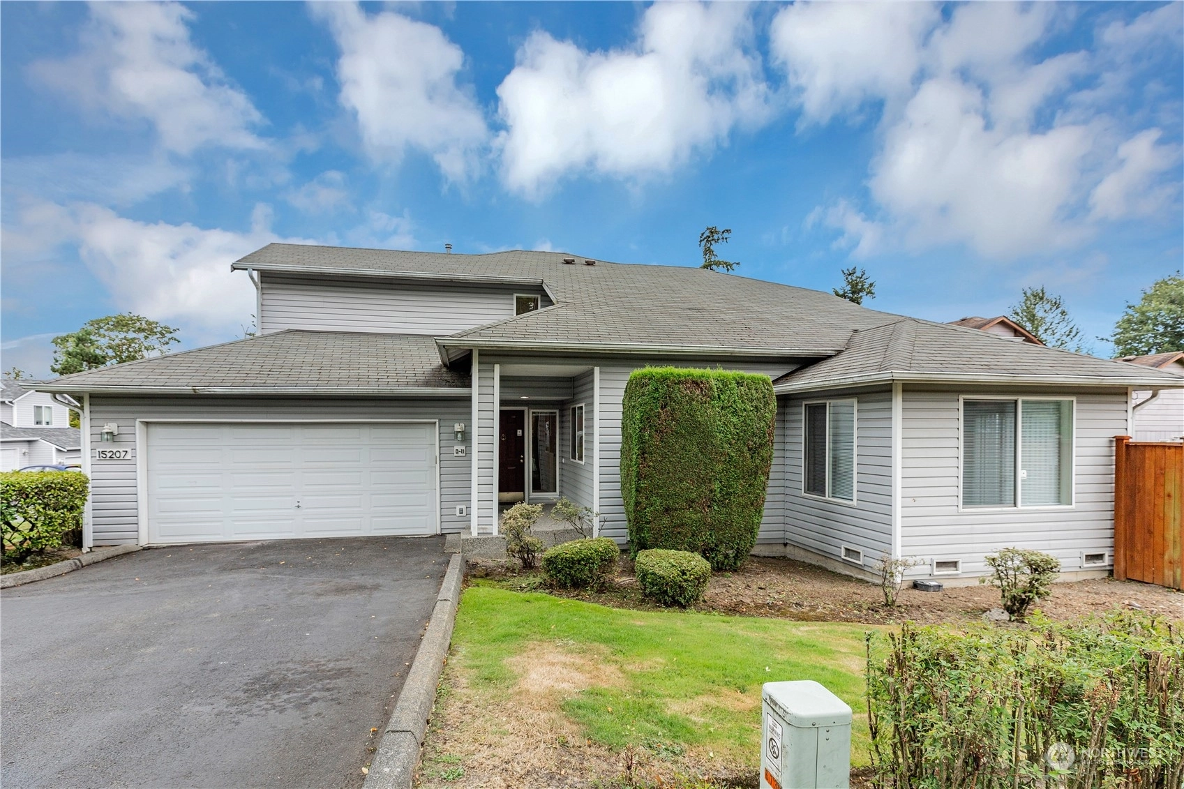 15207 Admiralty Way Unit D11 Unit D11 Lynnwood WA 98087