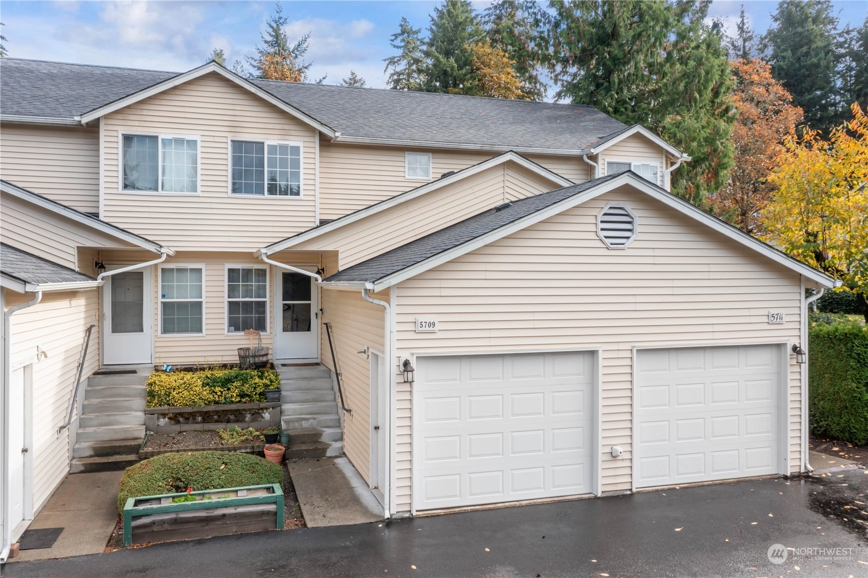 5709 99th St Ct E Puyallup WA 98373