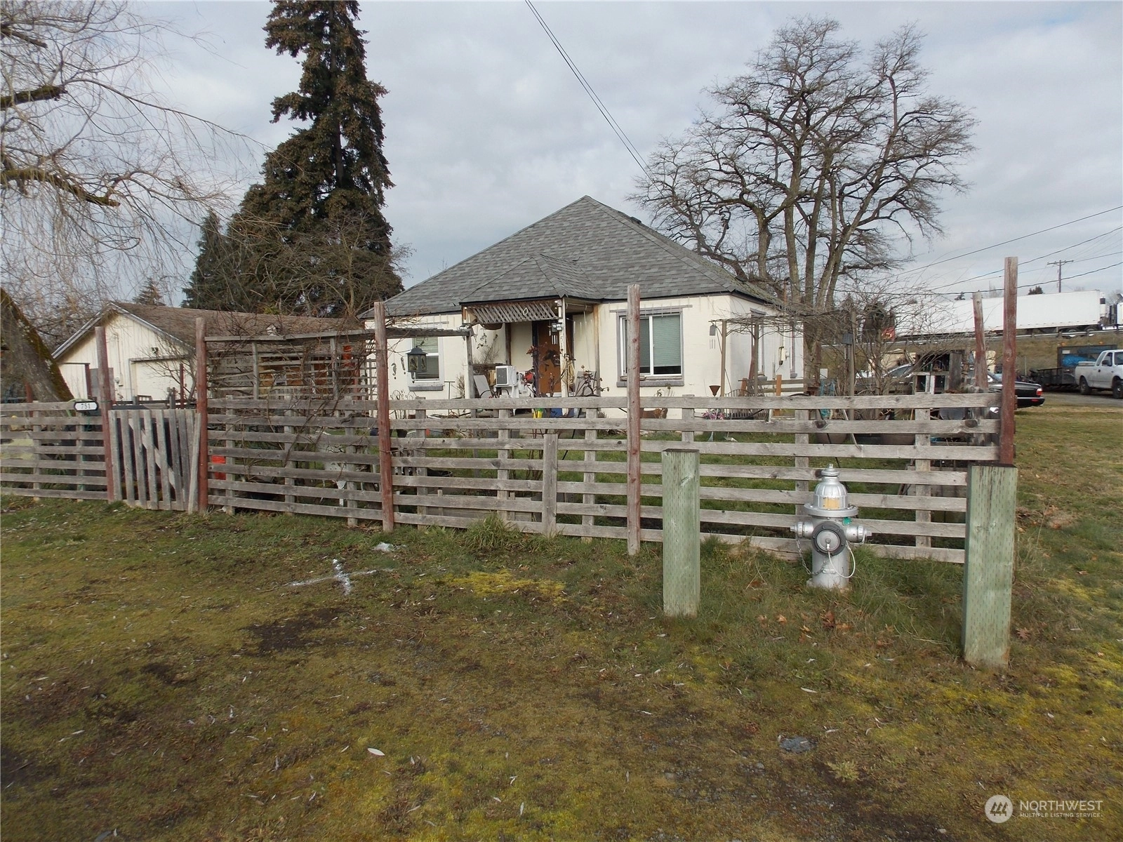 751 110th St S Parkland WA 98444