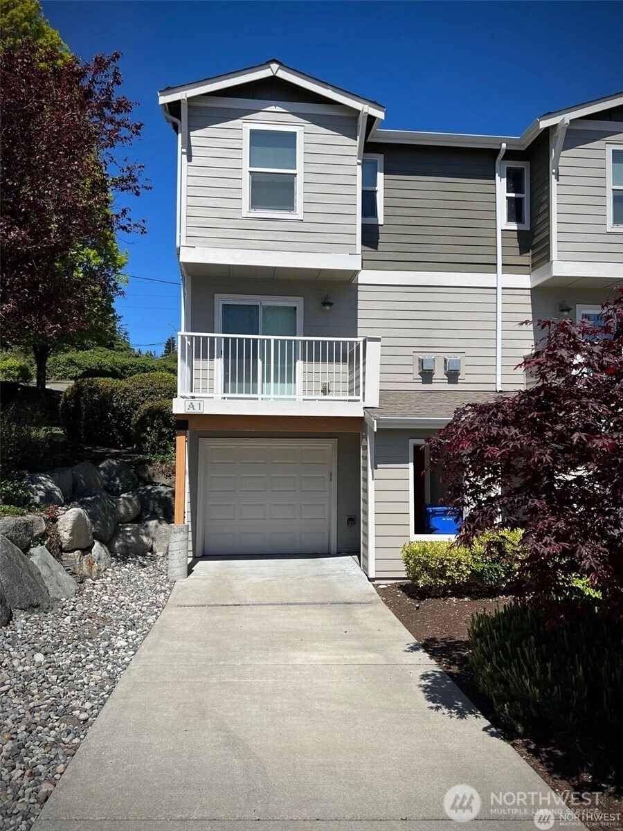 1890 SW Scenic Heights St Unit A1 Unit A1 Oak Harbor WA 98277