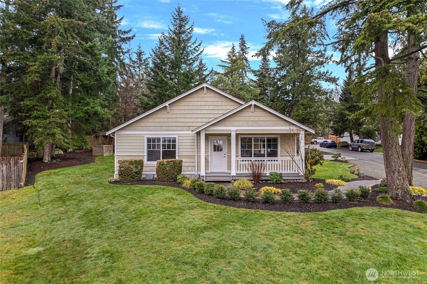 398 Nooksack Pl La Conner WA 98257