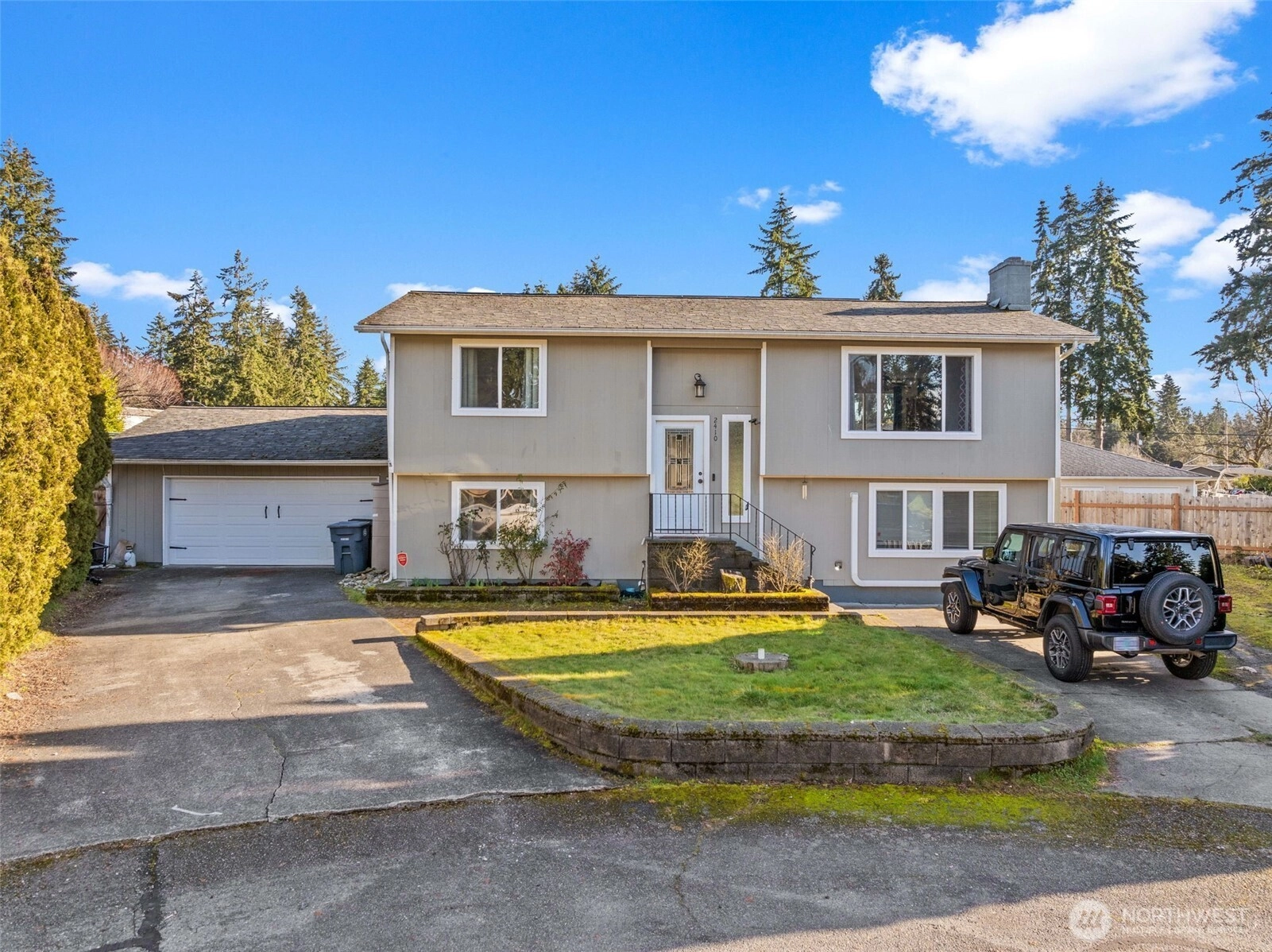 2410 Birch Ave Steilacoom WA 98388