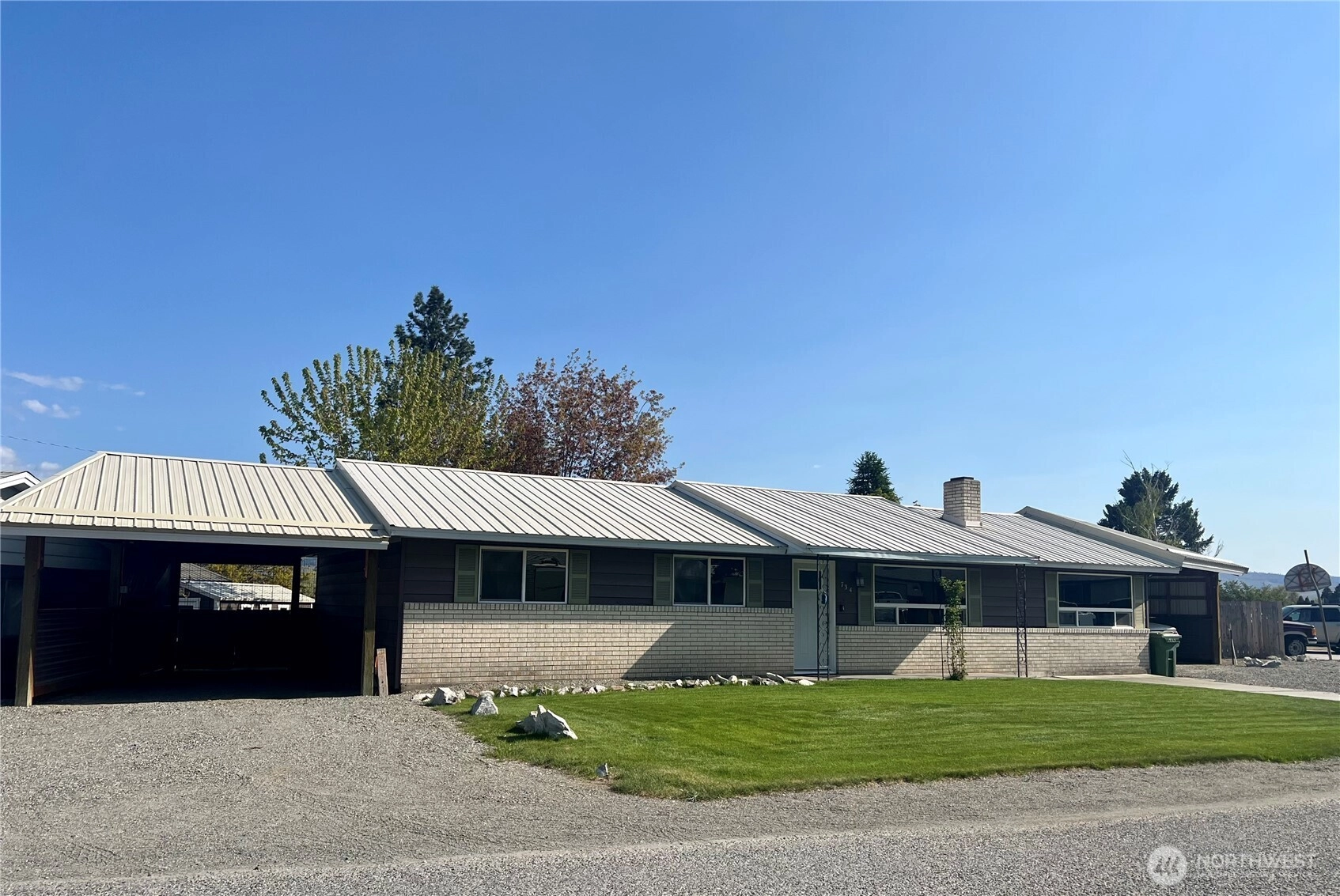 734 Sunrise Dr Omak WA 98841