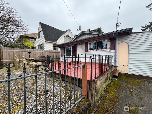 5235 NE 25th Ave Portland OR 97211