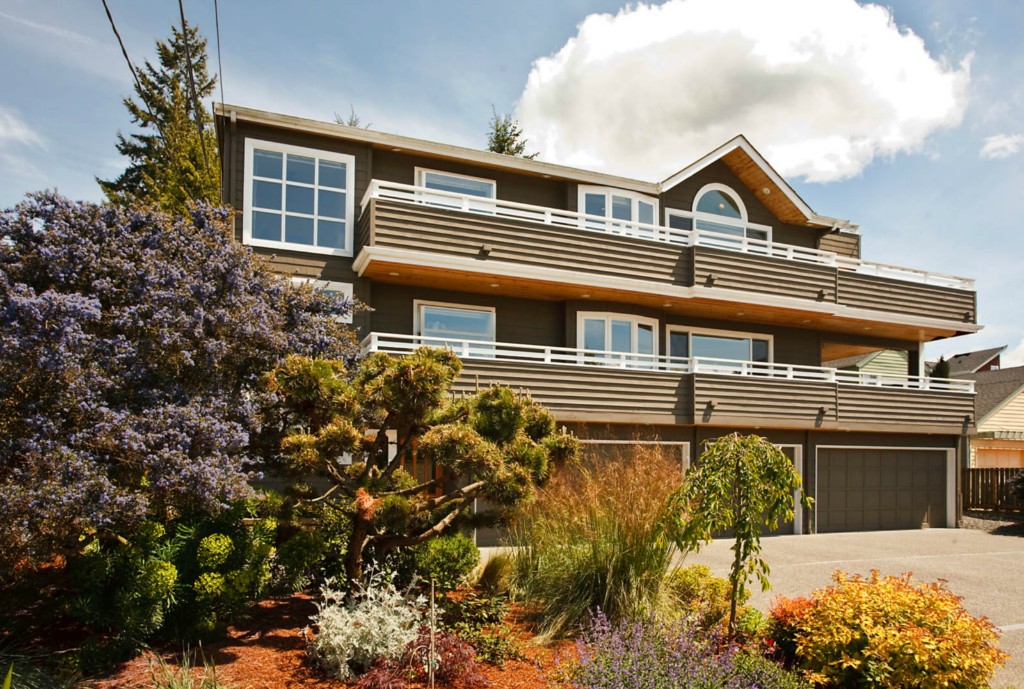 19238 15th Ave NW Shoreline WA 98177