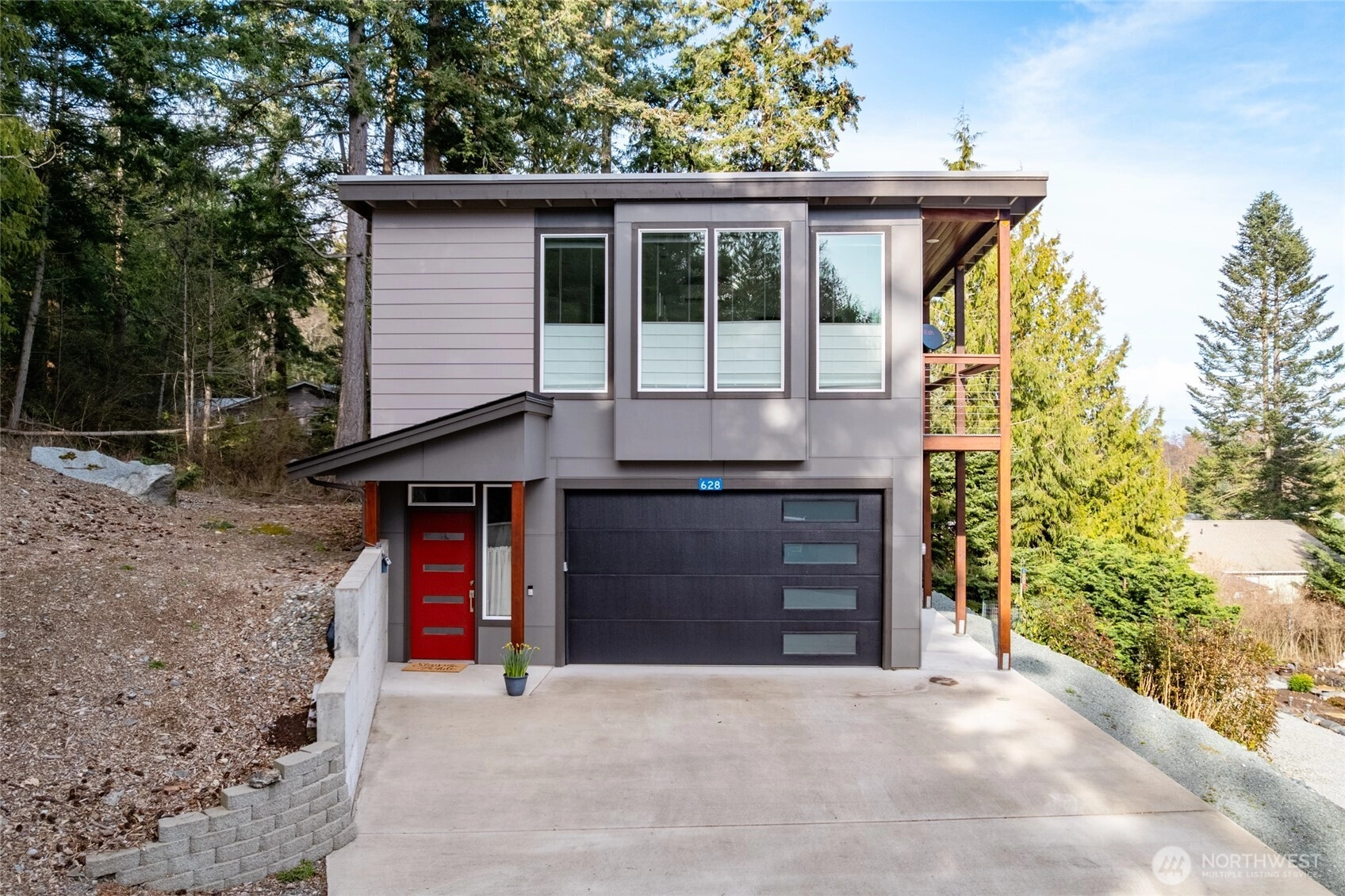 628 Shushwap Ln La Conner WA 98257