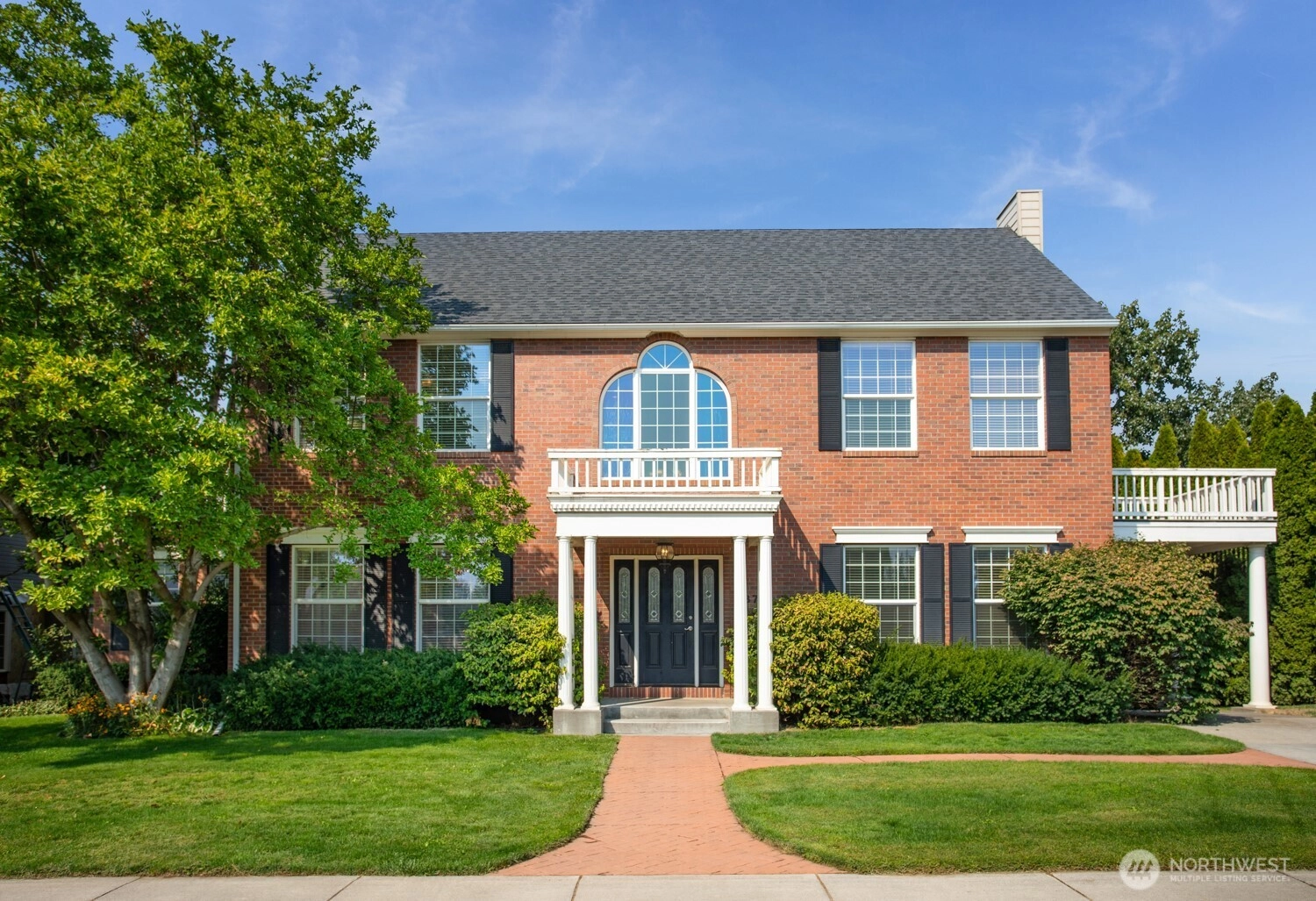 875 SE Sentry Dr College Place WA 99324