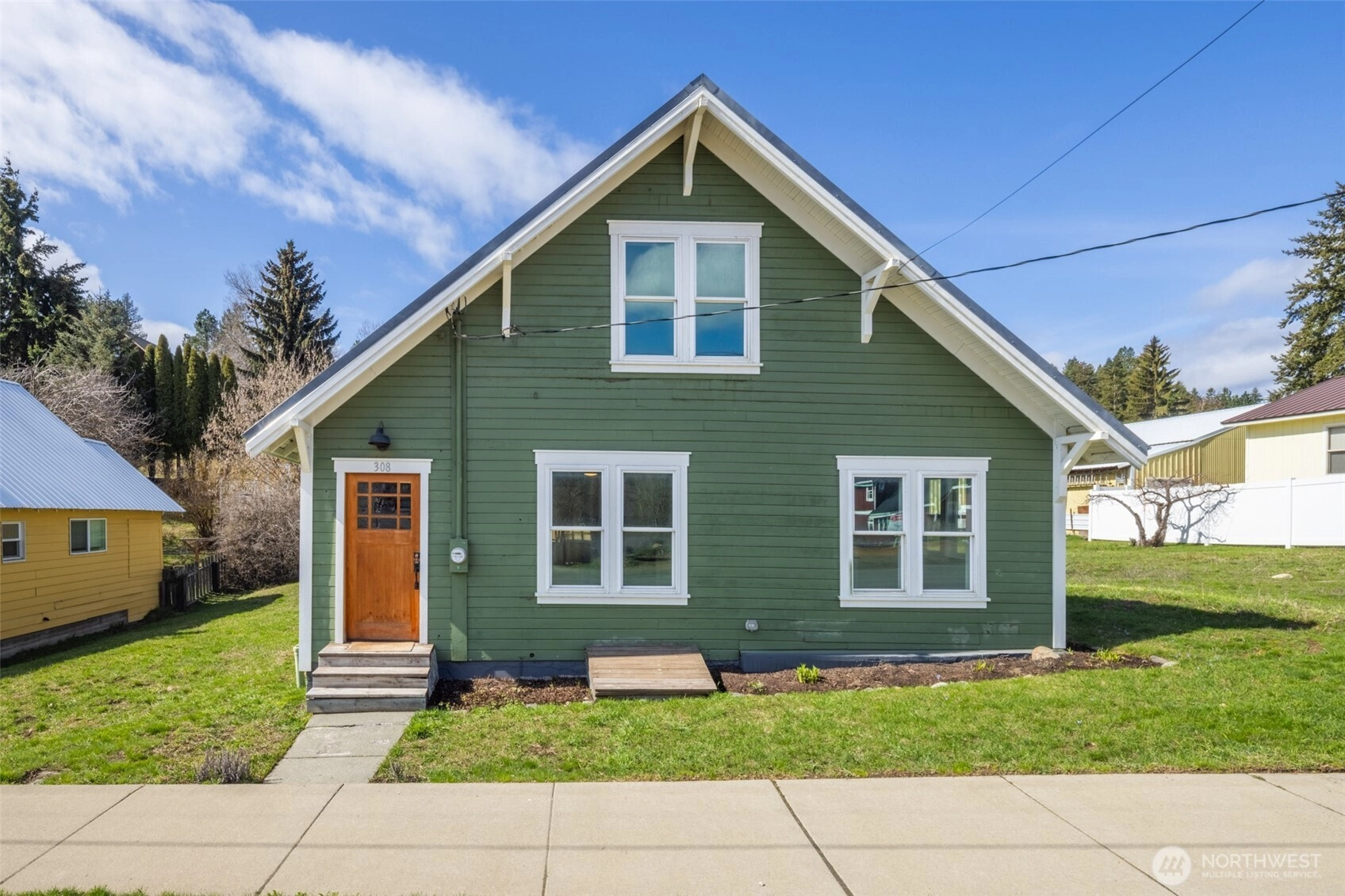 308 S 1st St Roslyn WA 98941
