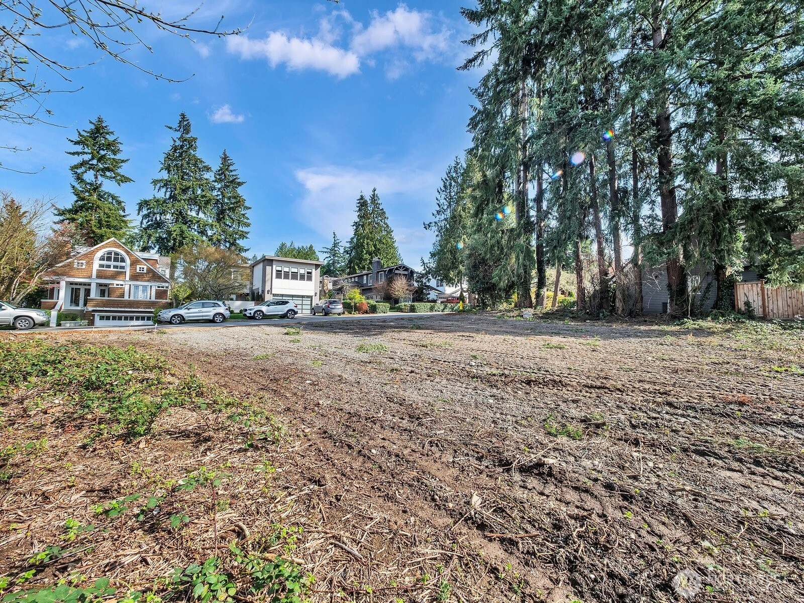 94th Ave NE Yarrow Point WA 98004