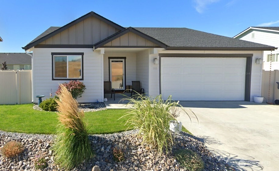 166 S Nevada Ave East Wenatchee WA 98802