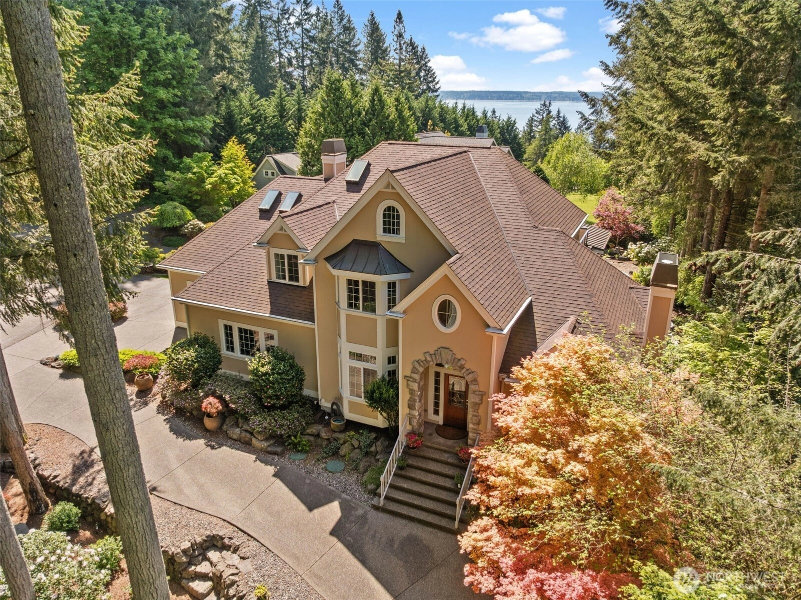 555 Hyak Dr Unit  Fox Island WA 98333