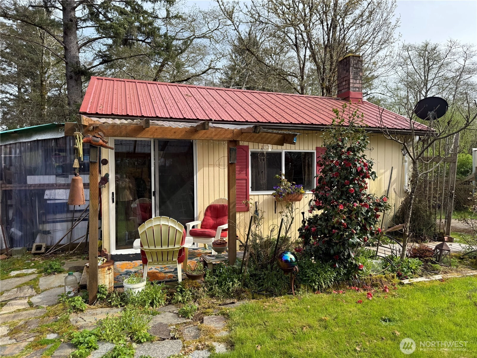 4270 Dexter Dr Unit  Tokeland WA 98590
